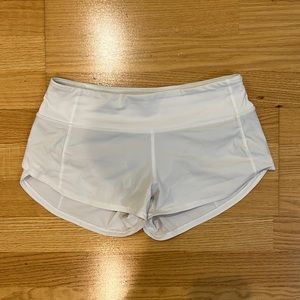 White lululemon shorts